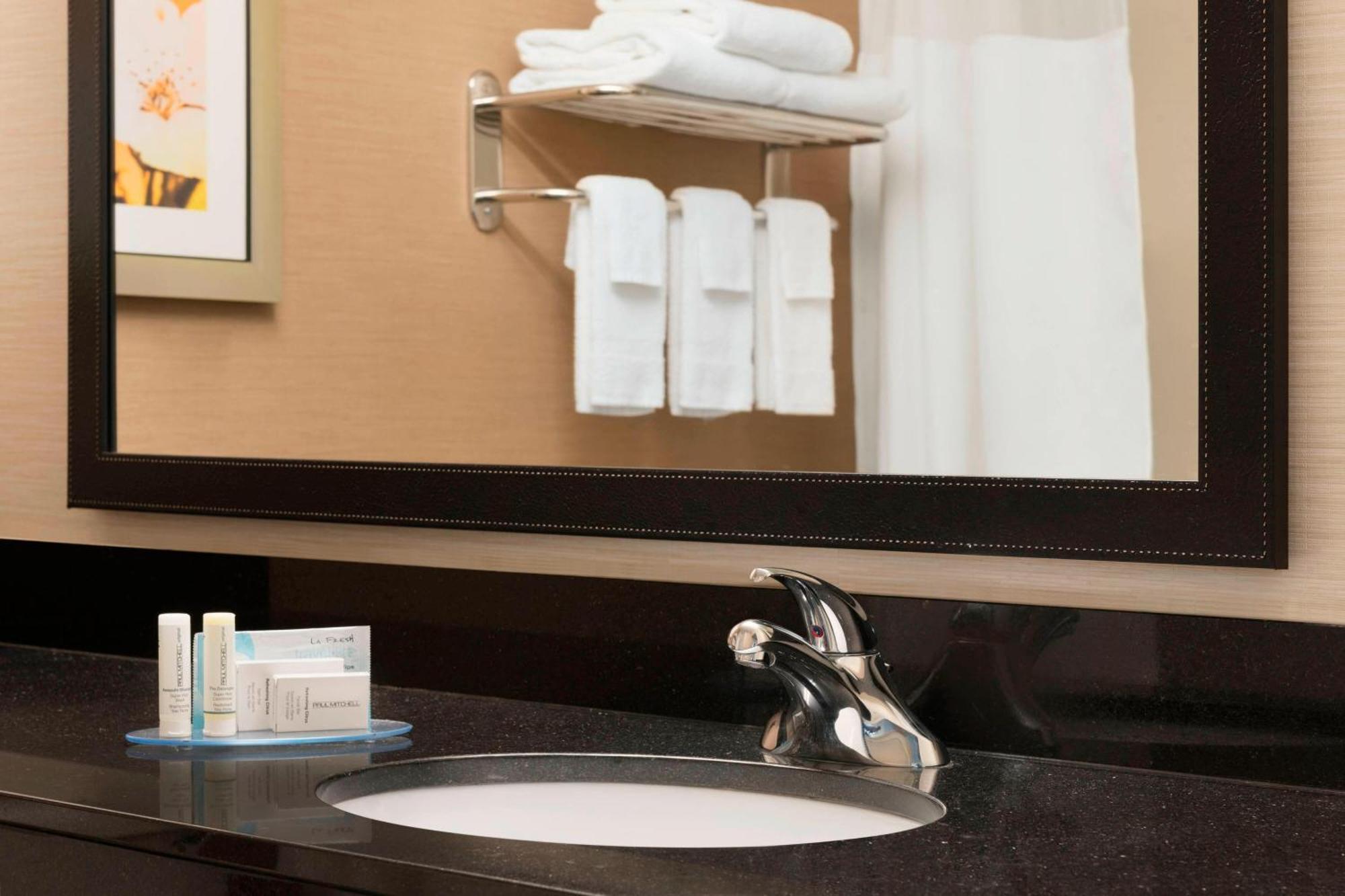 Fairfield Inn & Suites Hartford Manchester Eksteriør bilde